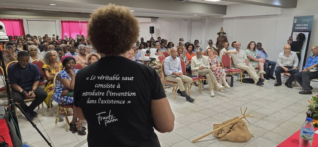 Salle comble pour le second colloque dédié à Frantz Fanon organisé par l'association First Caraïbes le 31 Mai en Martinique